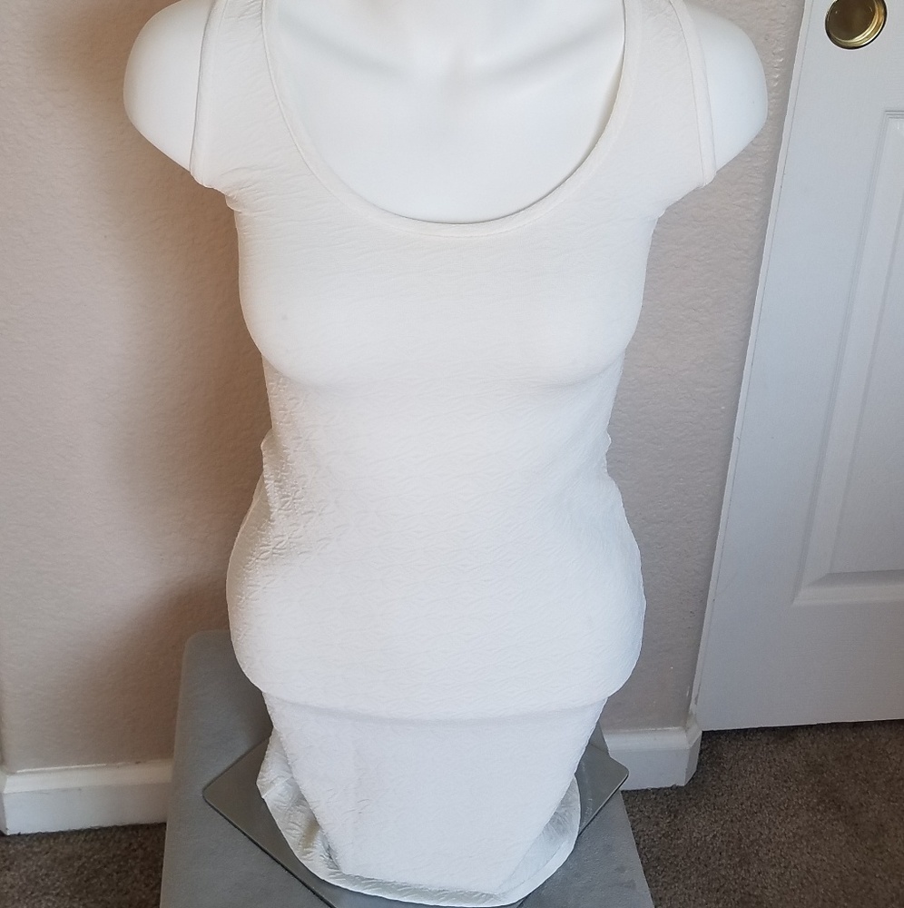 Slim white dress